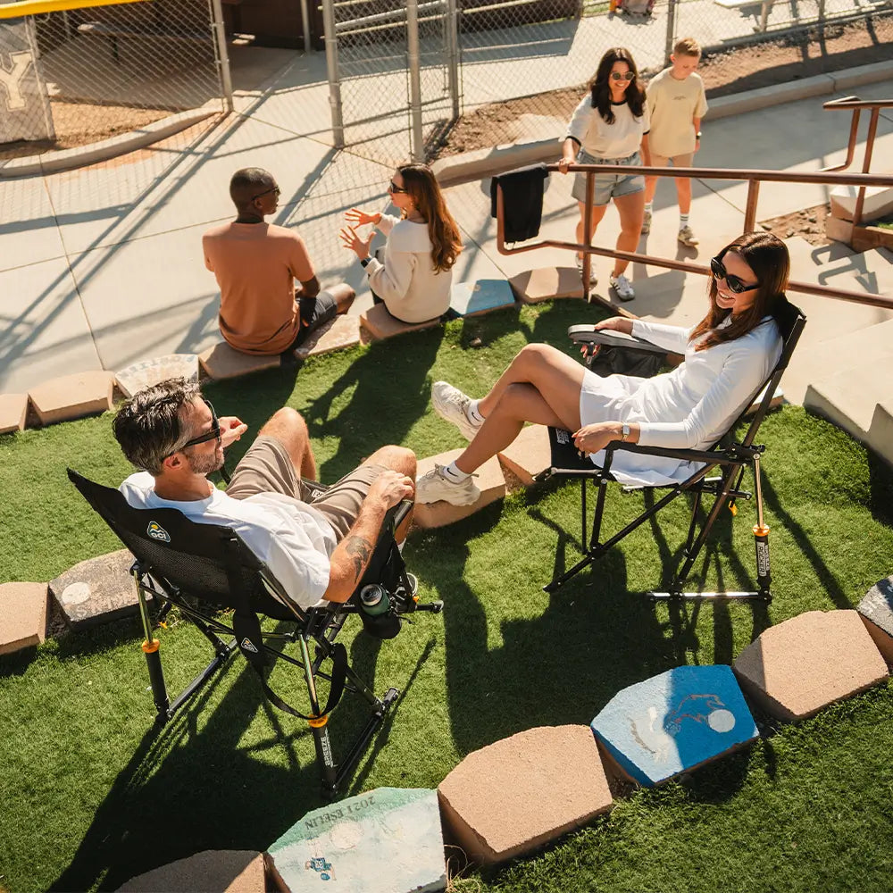 Breeze-Rocker-Black-Group-Sitting