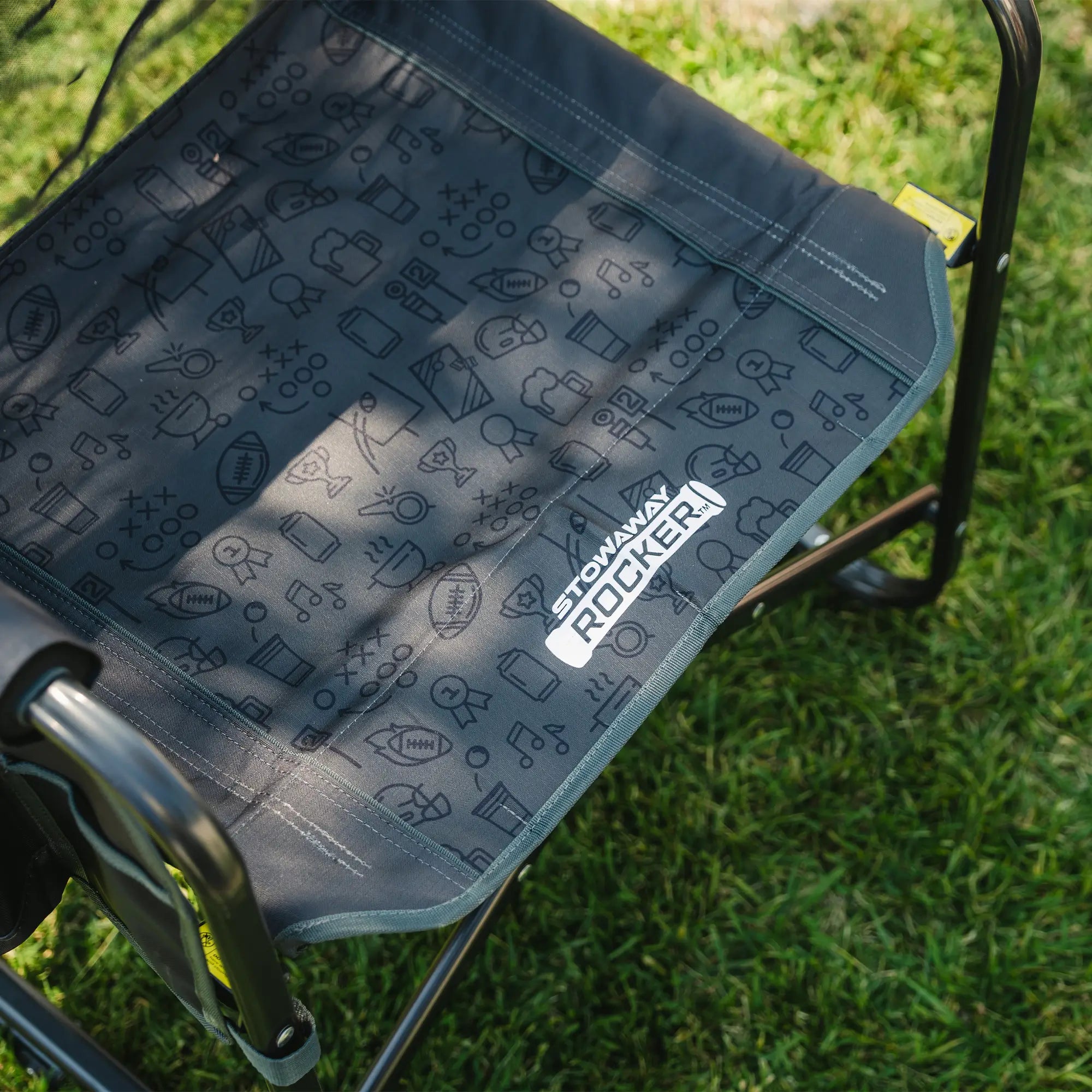 Stowaway-Rocker-Tailgater-Lifestyle-1-2000x2000-1